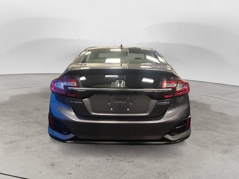 Used 2018 Honda Clarity Plug-In Hybrid image 4