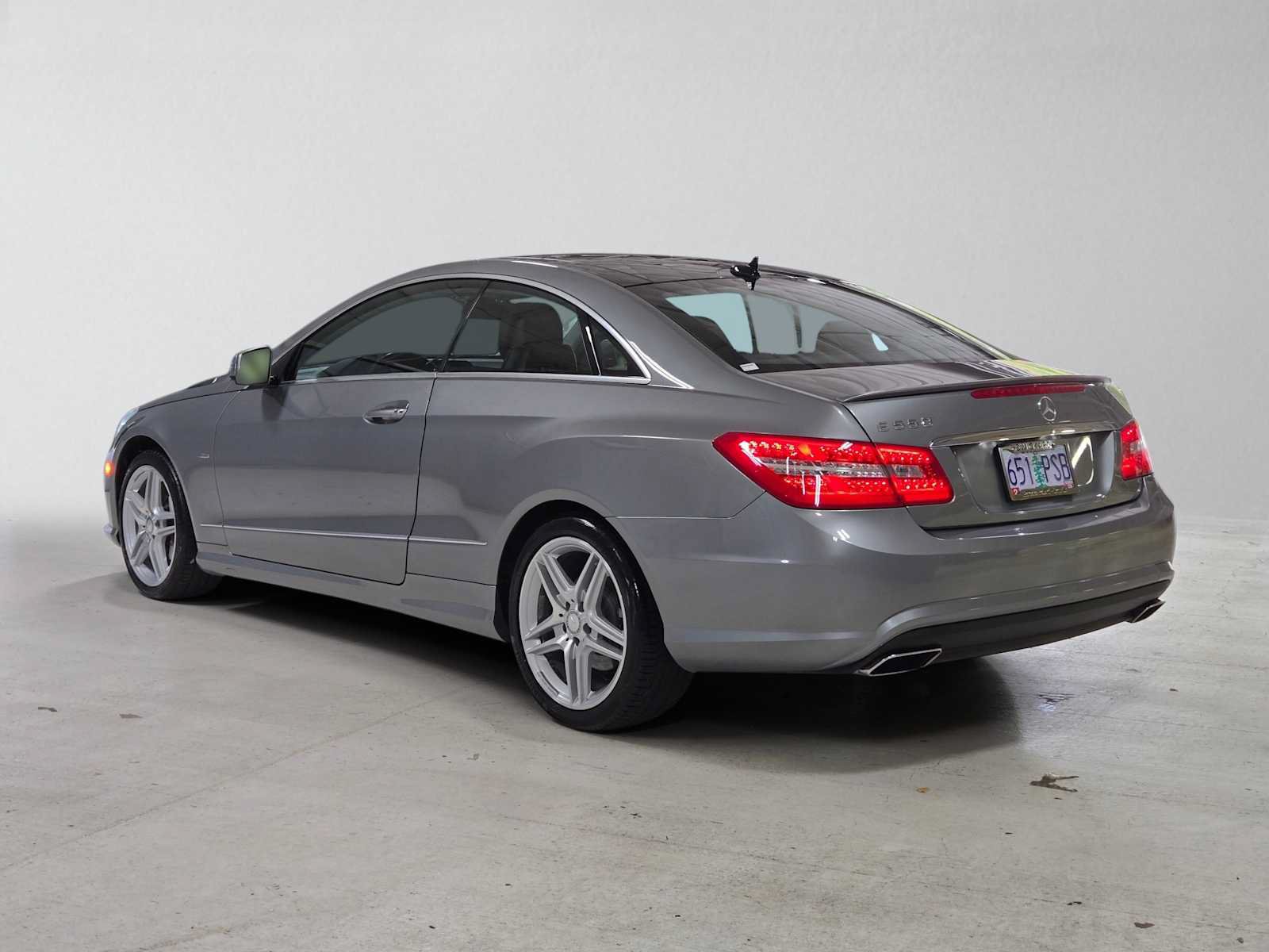 Used 2012 Mercedes-Benz E 550 Coupe image 5