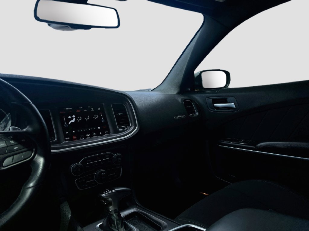 Used 2022 Dodge Charger R/T RWD image 22