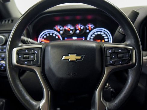 Used 2021 Chevrolet Silverado 1500 Custom w/ Safety Confidence Package image 21