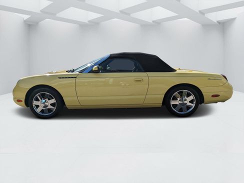 Used 2002 Ford Thunderbird image 6