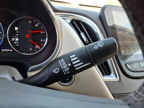 Used 2023 Chevrolet Malibu LT image 28