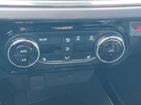 New 2026 Chevrolet Trax ACTIV w/ Driver Confidence Package FWD image 17