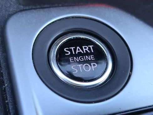 Used 2023 Nissan Sentra SR FWD image 34