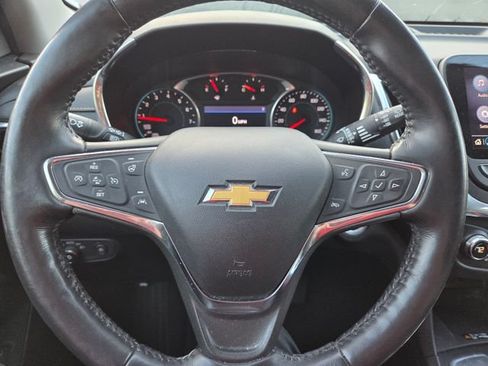 Used 2019 Chevrolet Equinox Premier FWD image 19