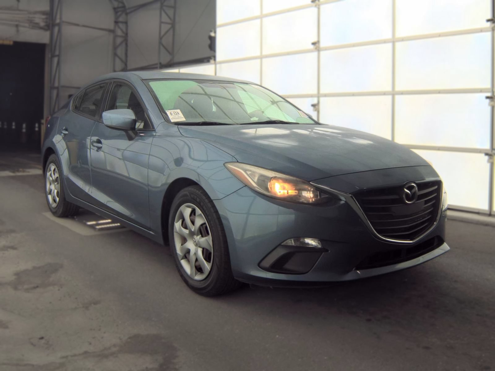Used 2016 MAZDA MAZDA3 i Sport FWD image 4