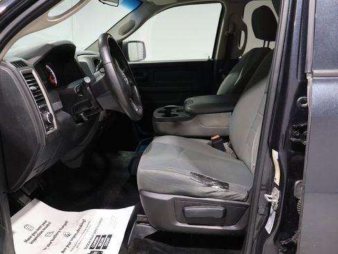 Used 2016 RAM 1500 ST w/ SXT Appearance Group image 11