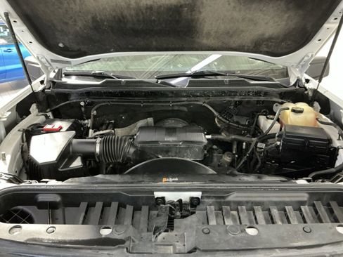 Used 2022 Chevrolet Silverado 2500 LT AWD/4WD image 25