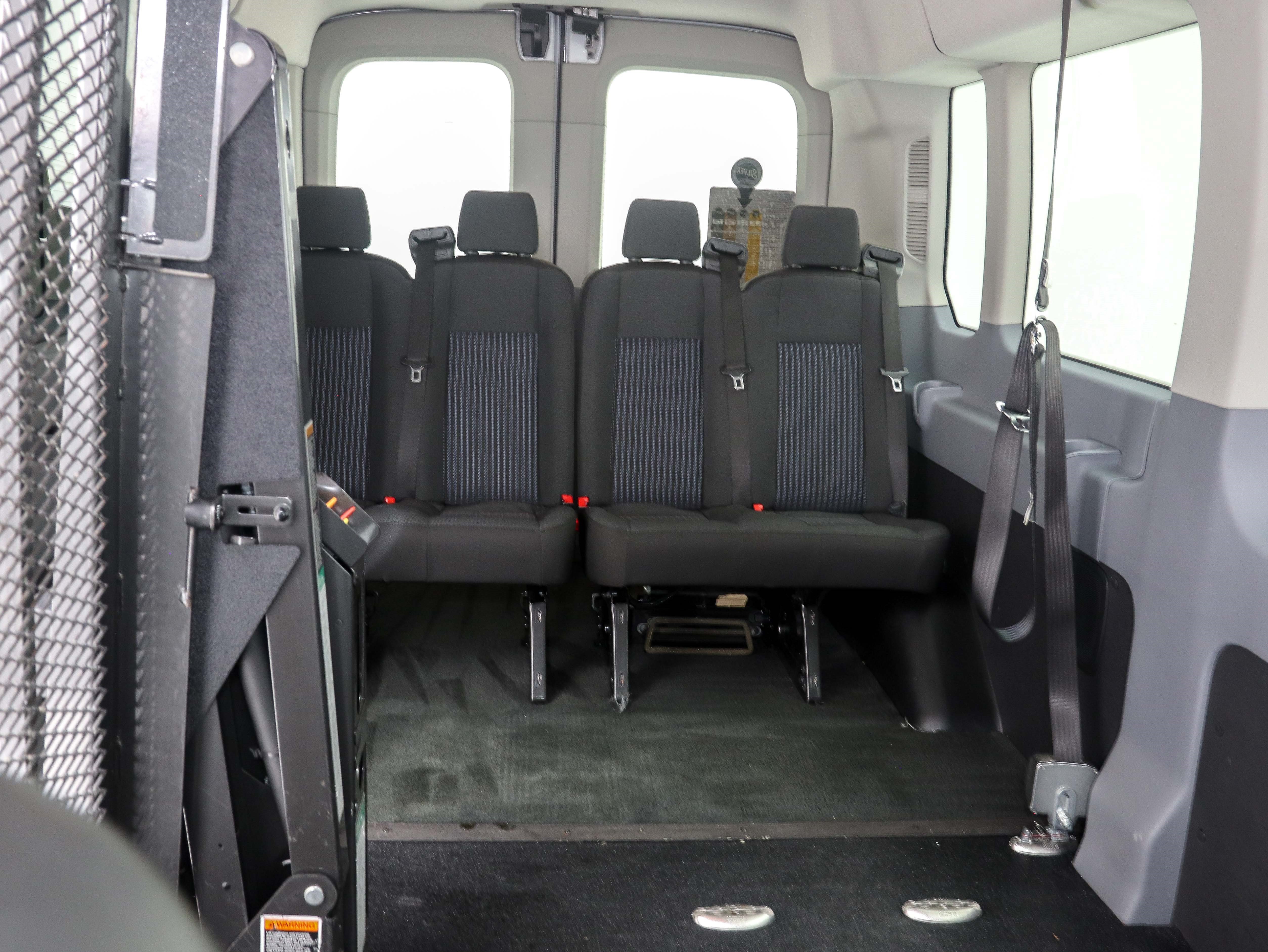 Used 2019 Ford Transit 350 XLT RWD image 13