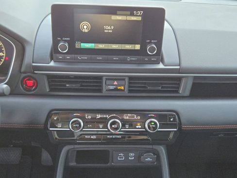 Certified 2025 Honda Pilot Sport image 21