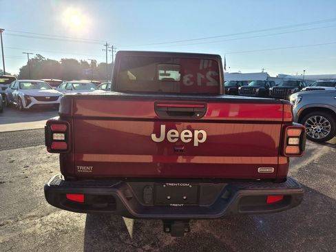 Used 2021 Jeep Gladiator Overland w/ Popular Equipment Package AWD/4WD image 3