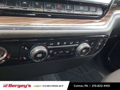 Certified 2024 Chevrolet Silverado 1500 RST w/ Protection Package AWD/4WD image 18