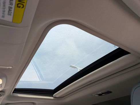 Used 2025 Subaru Crosstrek 2.5i Limited w/ Crosstrek Mirror Package image 26