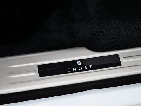 New 2025 Rolls-Royce Ghost image 7