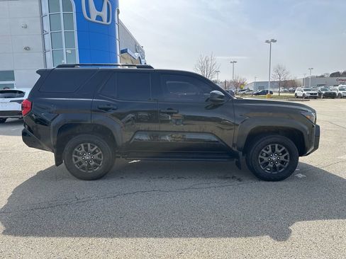 Used 2025 Toyota 4Runner SR5 image 2