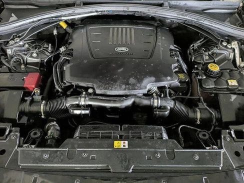 Used 2019 Land Rover Range Rover Velar R-Dynamic SE image 25