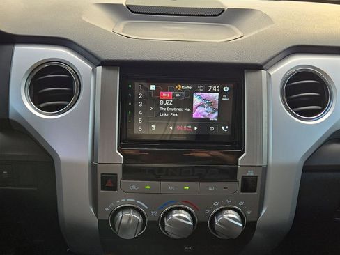 Used 2019 Toyota Tundra SR5 image 18