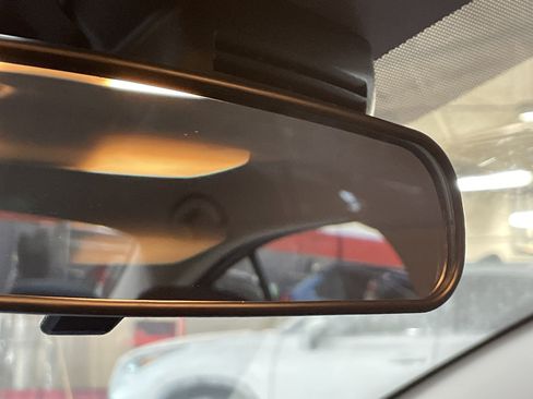 Used 2024 Nissan Versa SV w/ Trunk Package image 11