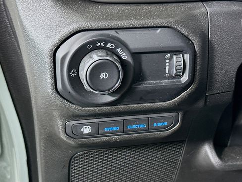 Used 2023 Jeep Wrangler Unlimited w/ Cold Weather Group AWD/4WD image 17