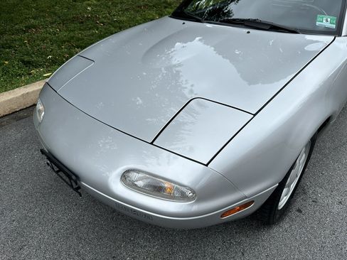 Used 1990 MAZDA MX-5 Miata RWD image 70