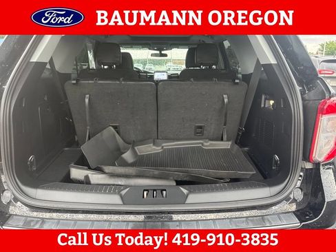 Used 2023 Ford Explorer XLT w/ Equipment Group 202A AWD/4WD image 12