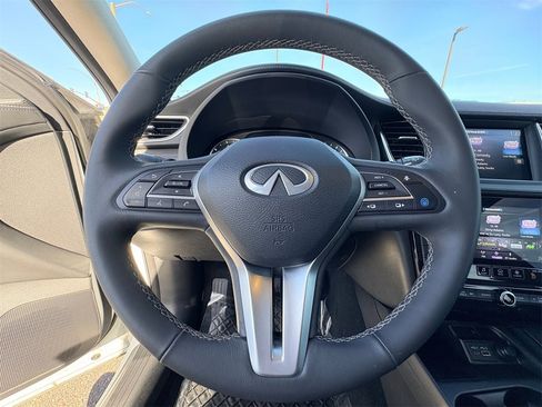 Used 2023 INFINITI QX50 Luxe image 18