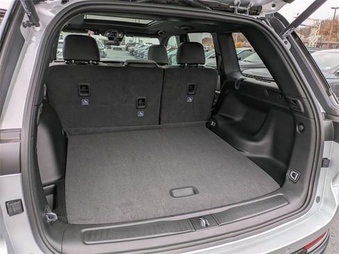 New 2025 Jeep Grand Cherokee Limited w/ Trailer Tow Package image 27