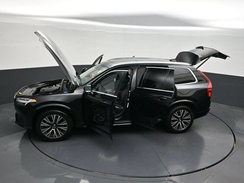 Used 2021 Volvo XC90 T6 Momentum AWD/4WD image 36