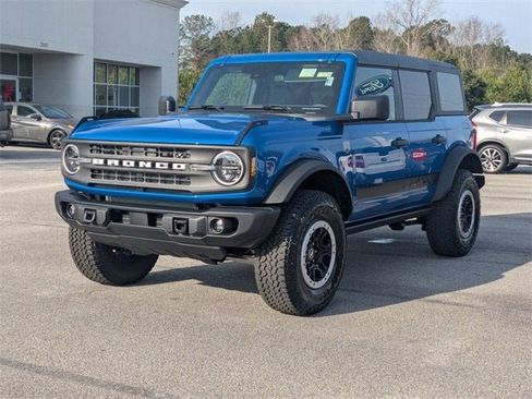 New 2025 Ford Bronco Big Bend w/ Black Diamond Package image 7