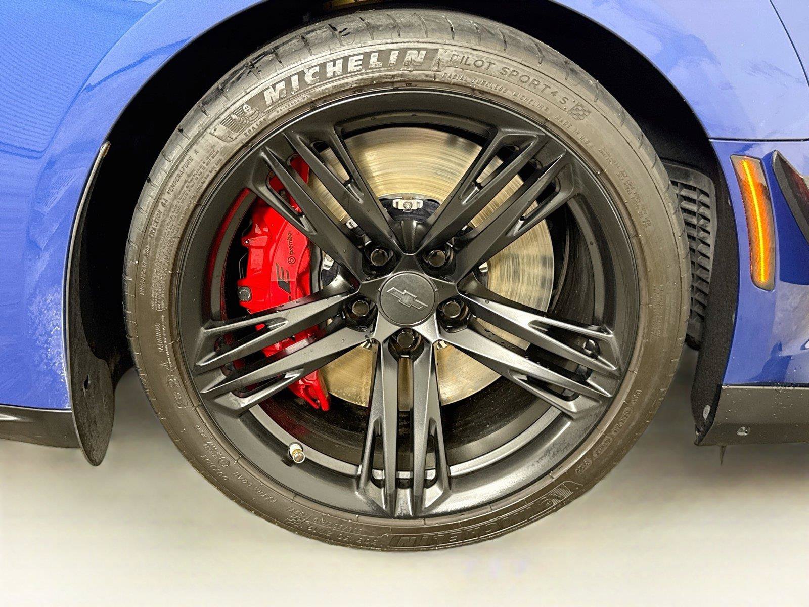 Used 2022 Chevrolet Camaro ZL1 RWD image 35