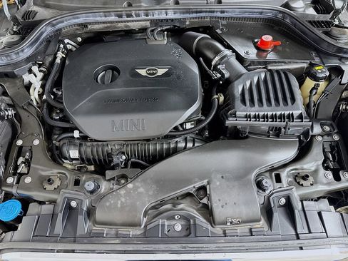 Used 2019 MINI Cooper S w/ Signature Upholstery Package image 37