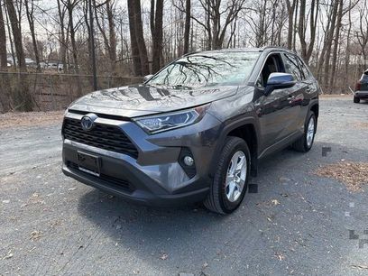 Used 2021 Toyota RAV4 XLE w/ XLE Grade Weather Package