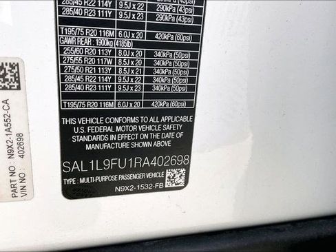 Used 2024 Land Rover Range Rover Sport Dynamic SE image 11