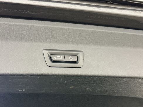 Used 2024 BMW X3 xDrive30i w/ Convenience Package image 32