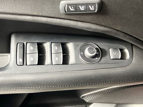 Used 2018 Alfa Romeo Stelvio Sport w/ Quick Order Package 22J Sport AWD/4WD image 16