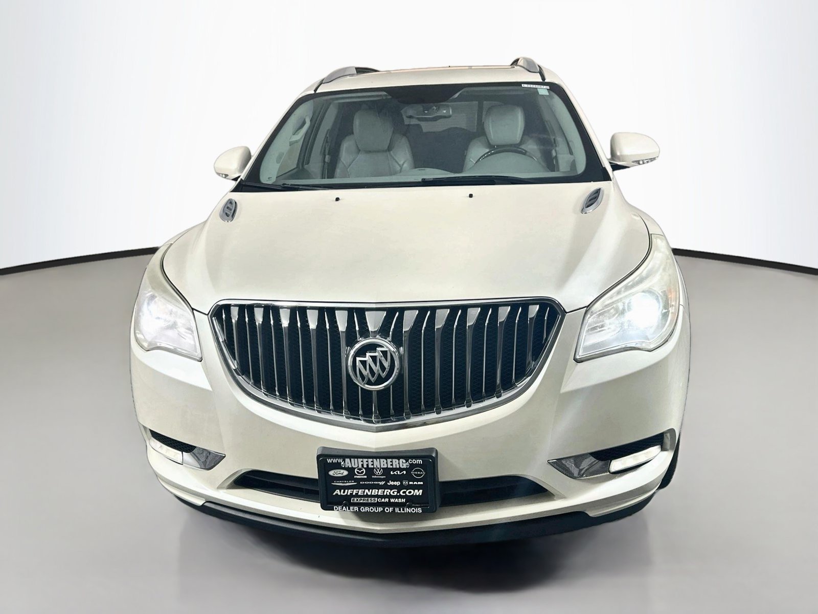 Used 2014 Buick Enclave Leather FWD image 2