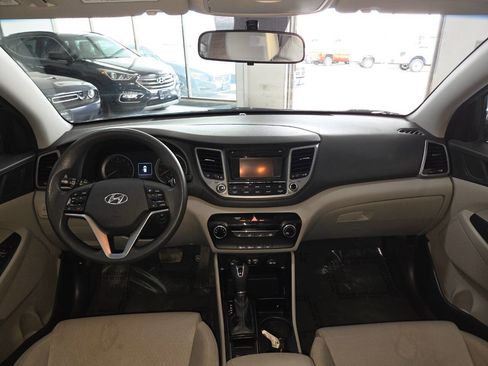 Used 2016 Hyundai Tucson SE w/ Option Group 02 image 21