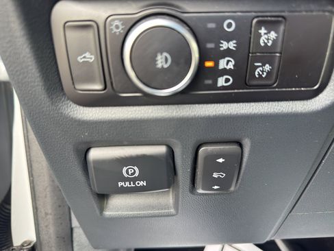 Used 2023 Ford F150 Lariat image 20