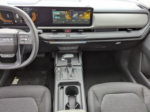 New 2027 Kia Seltos S FWD image 16