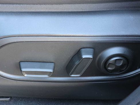 Certified 2024 Jeep Grand Cherokee L Laredo image 29