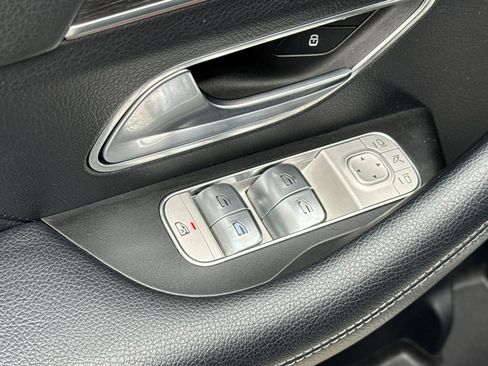 Used 2021 Mercedes-Benz GLE 350 4MATIC image 13