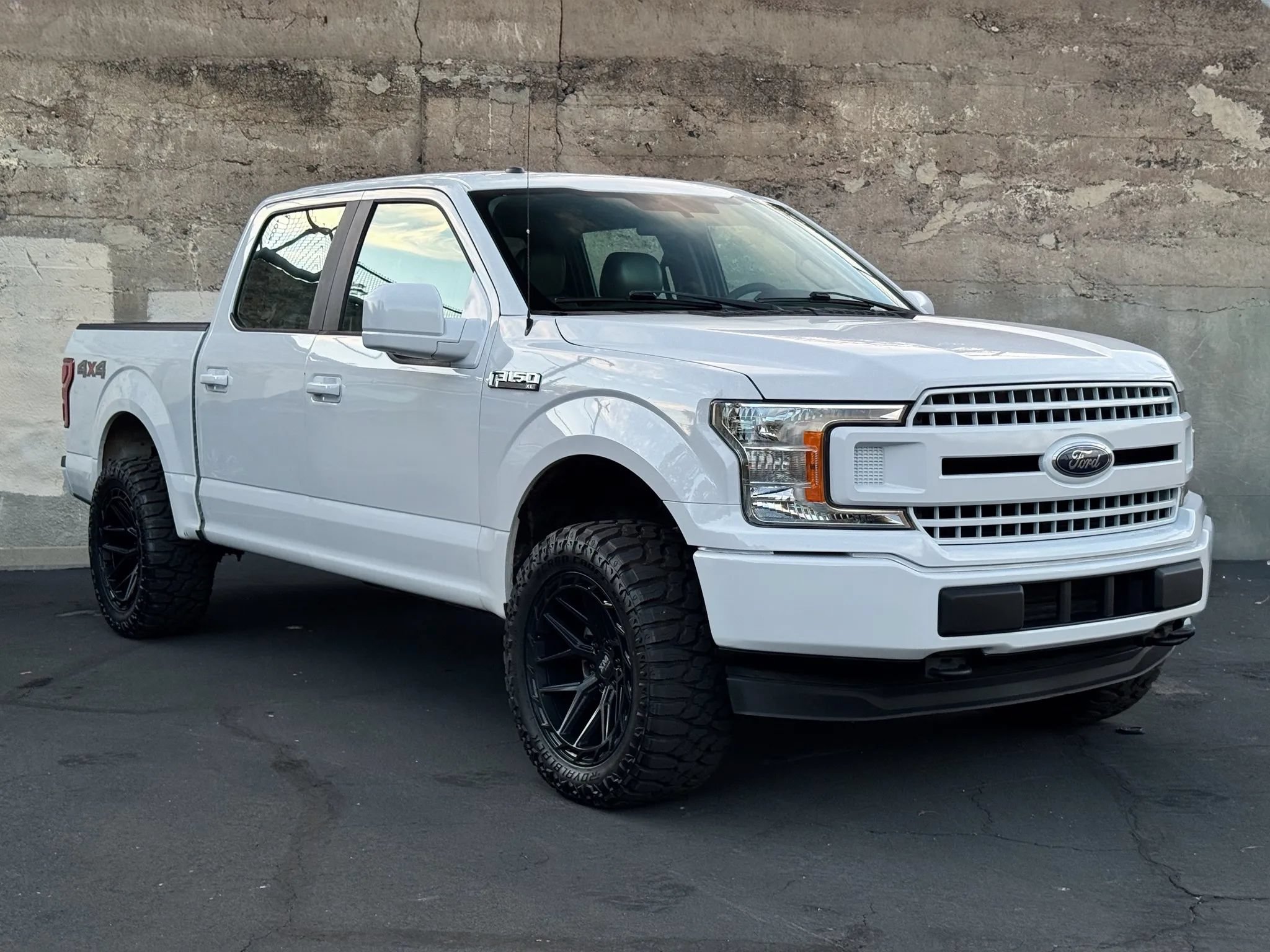 Used 2018 Ford F150 XL w/ Equipment Group 101A Mid AWD/4WD image 4