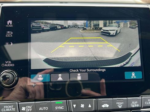 Certified 2024 Honda Odyssey Sport image 28