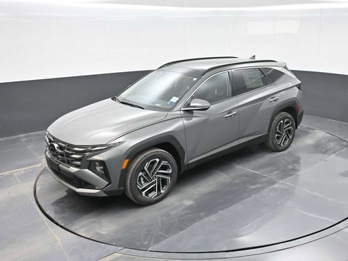 New 2026 Hyundai Tucson Limited image 24