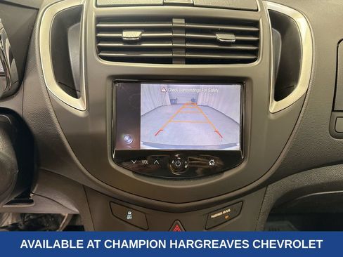 Used 2016 Chevrolet Trax LS AWD/4WD image 19