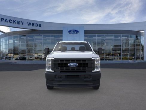 New 2026 Ford F250 XL w/ XL Driver Assist Package AWD/4WD image 8