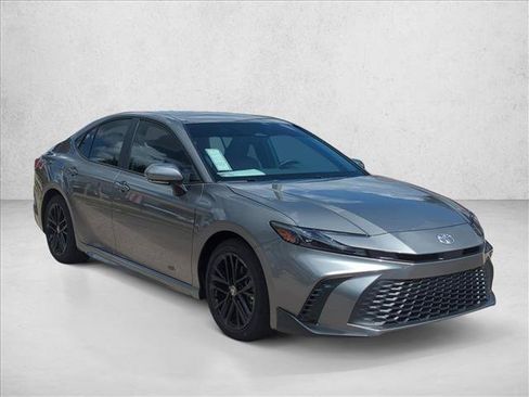 Used 2026 Toyota Camry SE w/ Multimedia Upgrade Package FWD image 3