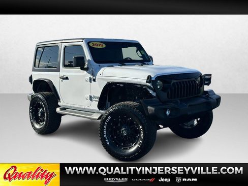 Used 2019 Jeep Wrangler Sport image 1