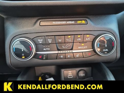 Certified 2024 Ford Escape Active AWD/4WD image 17
