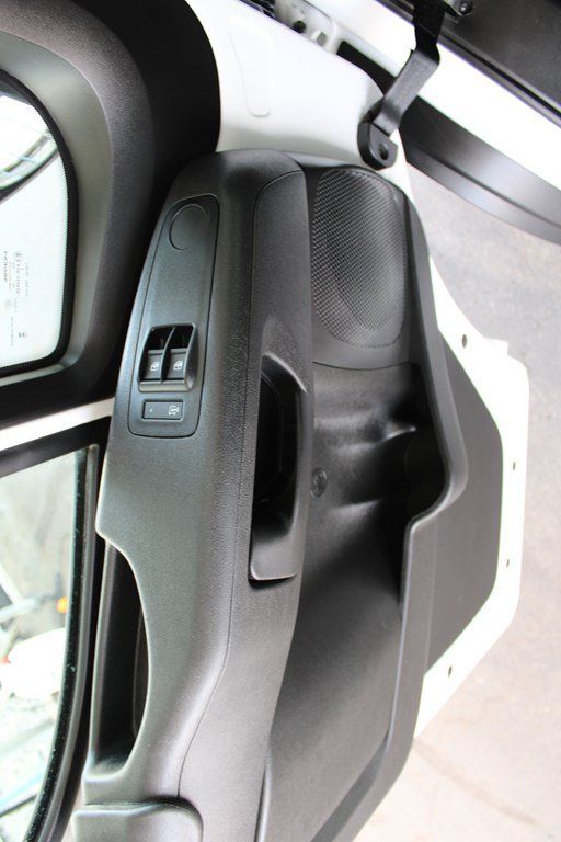 Used 2025 RAM ProMaster 2500 w/ U-Haul Equipment Group FWD image 28